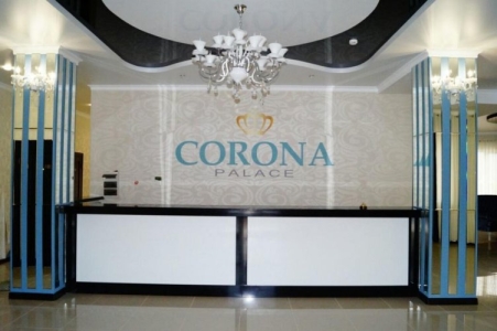 Отель Corona Palace