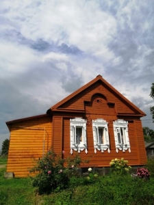 Дом с наличниками около Ростова