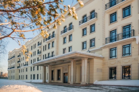 Апарт-Отель Ramada hotel&suites by Wyndham Novosibirsk Zhukovka
