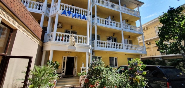 Отель Афина