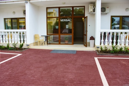 Отель Versal