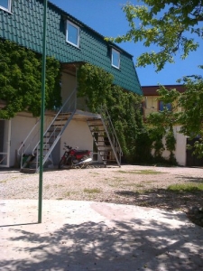 Private House Druzhby Holiday