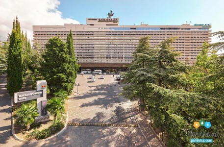 Отель Ялта-Интурист (Yalta-Intourist), фото 3