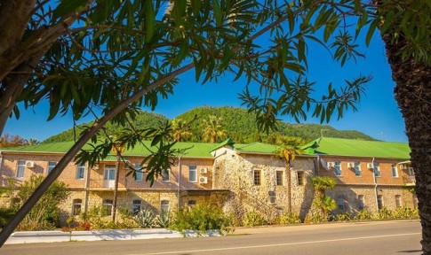 Отель Абхазия, фото 1